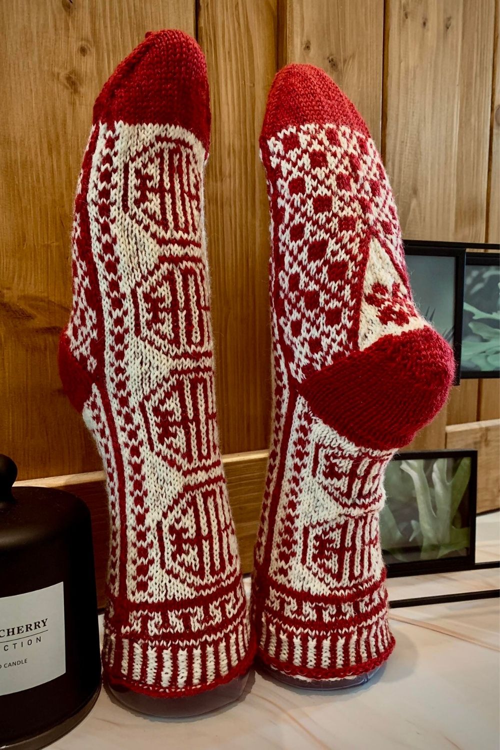 Strickanleitung für Socken Kyoto aus der Japan Collection mit Fair Isle Muster von Fräulein Gerda als PDF-Datei